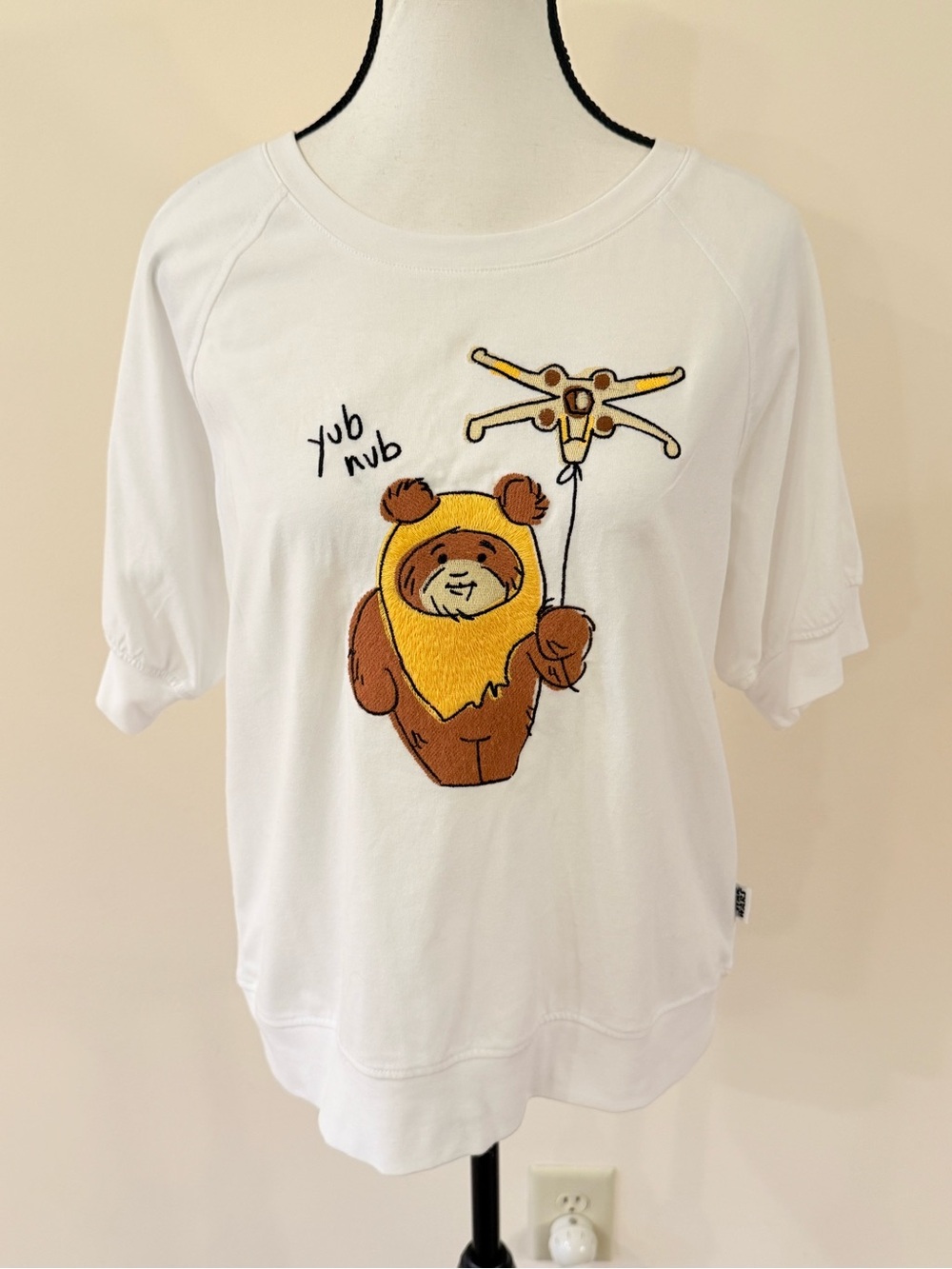 Disney / Star Wars Ewok Graphic Tee size Large